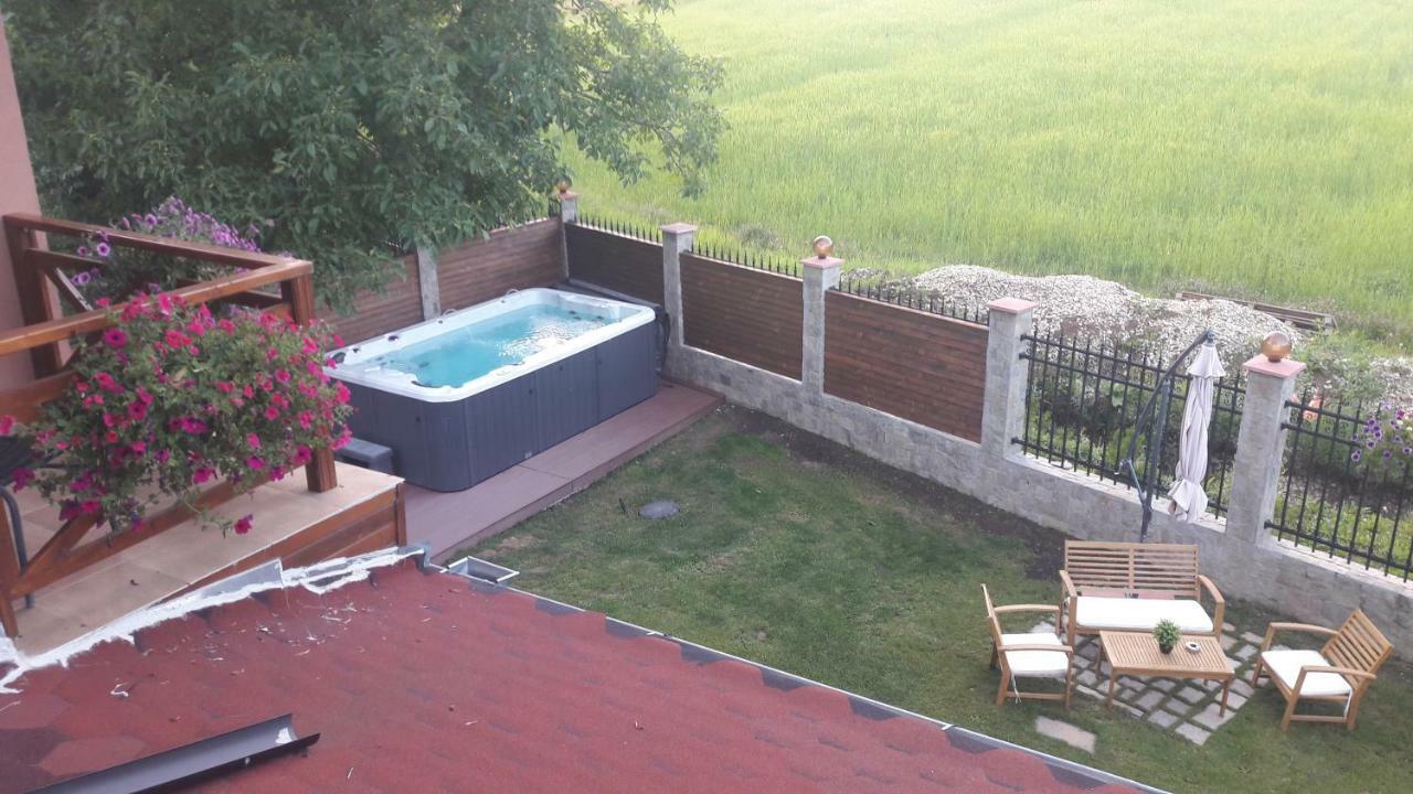 Lakata Guest House Zasele Exteriér fotografie
